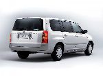 Automobiel Toyota Succeed kenmerken, foto 3