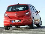 صورة فوتوغرافية 34 سيارة Opel Corsa هاتشباك 3 باب (E 2014 2017)