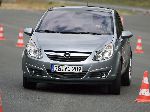 صورة فوتوغرافية 37 سيارة Opel Corsa هاتشباك 3 باب (E 2014 2017)