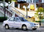 Automobil Hyundai Elantra sedan vlastnosti, fotografie 7