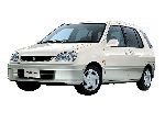 Automobiel Toyota Raum minivan kenmerken, foto