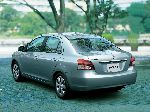 fénykép 3 Autó Toyota Belta Szedán (XP90 [Áttervezés] 2008 2012)