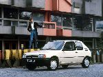 照片 5 汽车 Peugeot 205 掀背式 (1 一代人 [重塑形象] 1984 1998)
