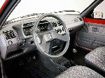 լուսանկար 8 Ավտոմեքենա Peugeot 205 հեչբեկ 3-դուռ (1 սերունդ 1983 1998)