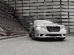 fotografie 9 Auto Chrysler 300C Berlină (Sedan) (1 generație 2005 2011)