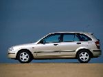 写真 4 車 Mazda 323 ハッチバック 5-扉 (BJ 1998 2000)