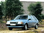 写真 21 車 Mazda 323 ハッチバック 5-扉 (BJ 1998 2000)
