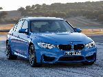 写真 12 車 BMW 3 serie セダン (E90/E91/E92/E93 2004 2010)