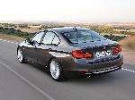 写真 7 車 BMW 3 serie セダン (E90/E91/E92/E93 2004 2010)