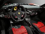 լուսանկար 13 Ավտոմեքենա Ferrari 458 Italia կուպե 2-դուռ (1 սերունդ 2009 2015)