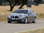Automobil BMW 5 serie sedan charakteristiky, fotografie 4
