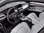 Foto 26 Auto BMW 5 serie Touring kombi (F07/F10/F11 2009 2013)