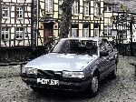 foto 12 Mobil Mazda 626 Sedan 4-pintu (GF [menata ulang] 1999 2002)