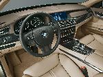 عکس 28 اتومبیل BMW 7 serie سدان (E32 1986 1994)