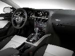 grianghraf 15 Carr Audi A5 Sportback ardaitheoir ar ais (2 giniúint 2016 2017)