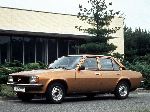 Automobil Opel Ascona sedan egenskaber, foto 4