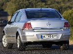 լուսանկար 9 Ավտոմեքենա Opel Astra սեդան 4-դուռ (G 1998 2009)