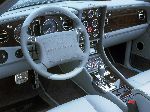 ფოტო 10 მანქანა Bentley Azure კაბრიოლეტი (1 თაობა 1995 2003)