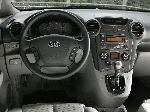 foto 13 Auto Kia Carens Minivan (4 generazione 2013 2017)