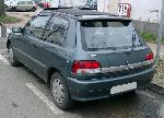 grianghraf 3 Carr Daihatsu Charade Hatchback (4 giniúint [athstíleáil] 1996 2000)
