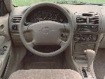 φωτογραφία 22 Αμάξι Toyota Corolla σεντάν 4-θυρο (E110 [Ανακαίνιση] 1997 2002)