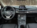 foto 6 Auto Lexus CT Hatchback 5-porte (1 generazione [restyling] 2013 2015)