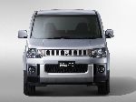 तस्वीर 2 गाड़ी Mitsubishi Delica मिनीवैन (5 पीढ़ी 2007 2011)