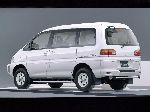 foto 7 Carro Mitsubishi Delica Minivan (4 generación 1995 2005)