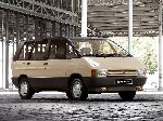 Automobile Renault Espace minivan characteristics, photo 4