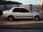 foto 9 Auto Isuzu Gemini Sedan (2 generacion 1993 2000)