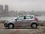 fotoğraf 3 Oto Hyundai i20 Hatchback 3-kapılı. (1 nesil 2008 2010)