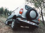 фотография 8 Авто Chevrolet Niva Внедорожник 5-дв. (1 поколение 2002 2009)