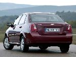 լուսանկար 4 Ավտոմեքենա Chevrolet Nubira սեդան (1 սերունդ 2005 2010)