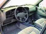 снимка 27 Кола Volkswagen Passat Седан (B3 1988 1993)