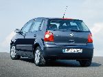 снимка 27 Кола Volkswagen Polo Хачбек 5-врата (4 поколение 2001 2005)