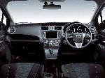 fotografie 4 Auto Mazda Premacy Viacúčelové vozidlo (MPV) (3 generácia 2010 2015)