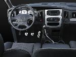 фотаздымак 15 Авто Dodge Ram 1500 Quad Cab пікап (4 пакаленне 2009 2017)