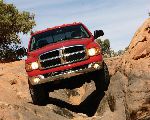 صورة فوتوغرافية 21 سيارة Dodge Ram 1500 Quad Cab يلتقط (4 جيل 2009 2017)