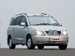 写真 2 車 SsangYong Rodius ミニバン (1 世代 2004 2007)