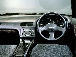 写真 12 車 Nissan Silvia クーペ (S13 1988 1994)