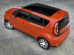 grianghraf 4 Carr Kia Soul Hatchback (2 giniúint 2014 2017)