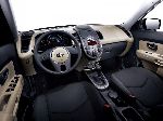 grianghraf 13 Carr Kia Soul Hatchback (2 giniúint 2014 2017)