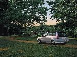fotografie 3 Auto Mitsubishi Space Wagon MPV (Typ N50 1998 2004)