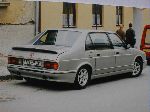 写真 5 車 Tatra T700 セダン (1 世代 1995 1999)