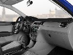 grianghraf 5 Carr SEAT Toledo Ardaitheoir ar ais (4 giniúint 2012 2017)