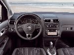 surat 7 Awtoulag Volkswagen Touran Minivan (1 nesil 2003 2007)