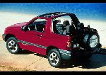 صورة فوتوغرافية 15 سيارة Chevrolet Tracker خارج المسار (2 جيل 1998 2004)