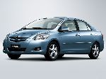Automobil Toyota Vios sedan vlastnosti, fotografie
