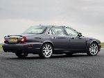 写真 16 車 Jaguar XJ セダン 4-扉 (X300 1994 1997)