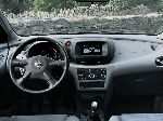 Gluaisteán Nissan Almera Tino tréithe, grianghraf 4